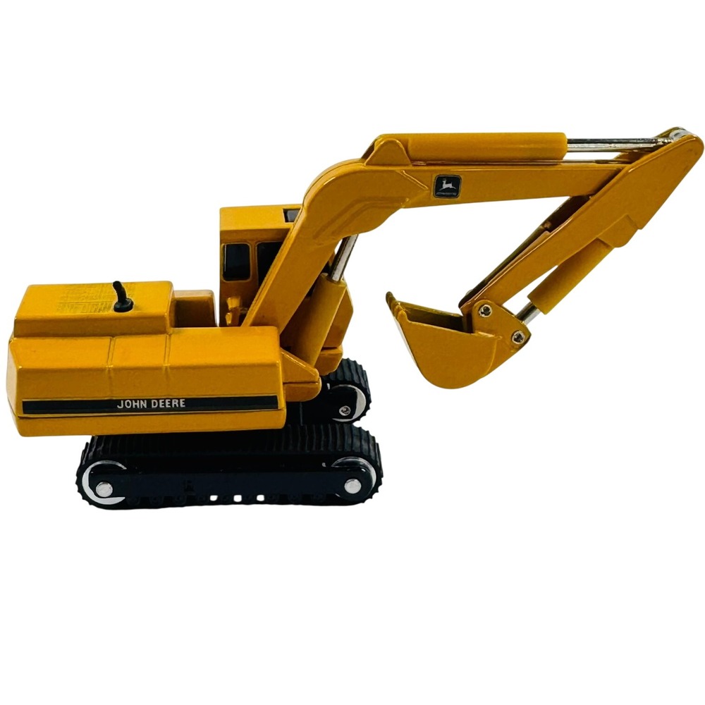 John Deere ERTL Diecast Excavator Yellow Construction Vehicle Model 1/64 Scale